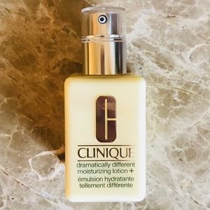 Brand New! Full Size- Clinique Moisturizing Lotion